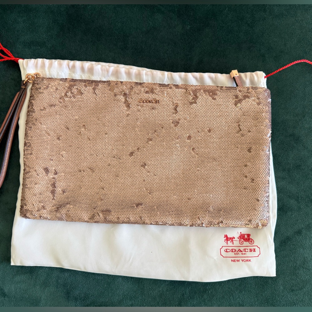 COACH Champagne Gold Sequin Women's Clutch. Perfect Condition with Duster